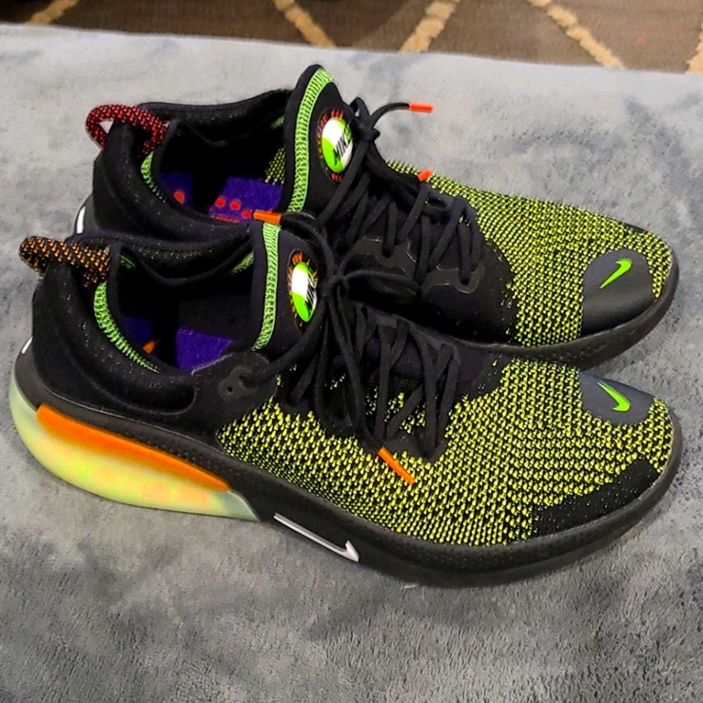 Nike Joyride Run Flyknit Electric Green